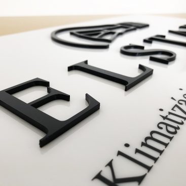 3D nápisy a logá z plexiskla